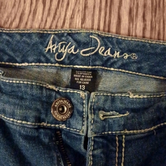 Ariya Jeans Fit & Flare Curvy - Picture 4 of 4